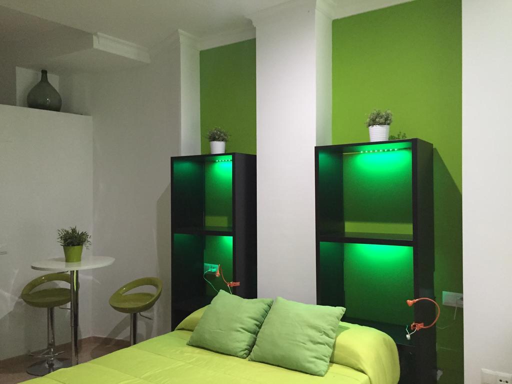 Apartamentos Gold Málaga Habitación foto