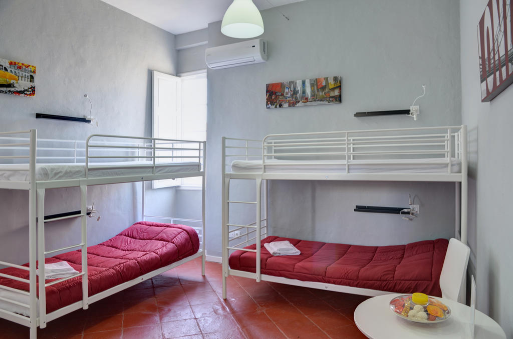 Apartamentos Gold Málaga Habitación foto